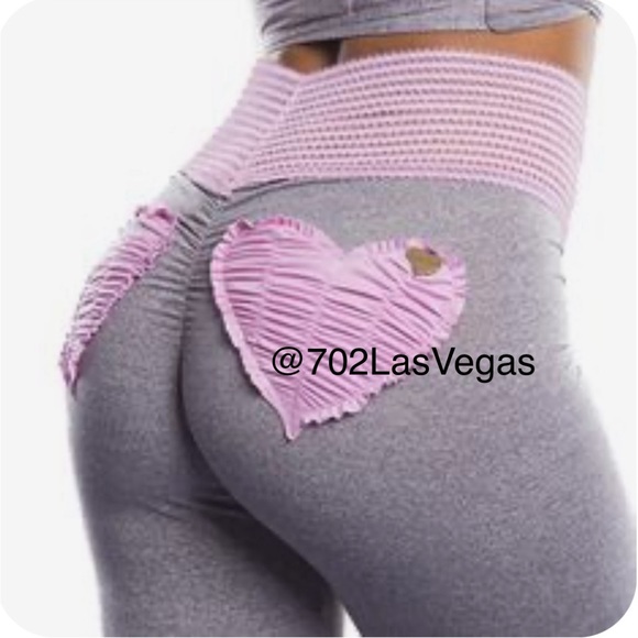 Cute booty Lounge 🩷🩷 - Picture 3 of 9